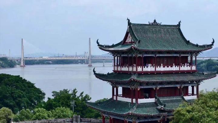 拉风又出片!这些打卡点能拍到绝美高铁风光 拉风又出片!这些打卡点能拍到绝美高铁风光