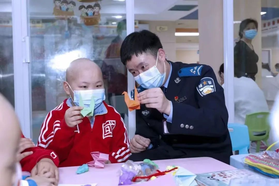 长沙“熊猫血”辅警，6年给22人带来生的希望！