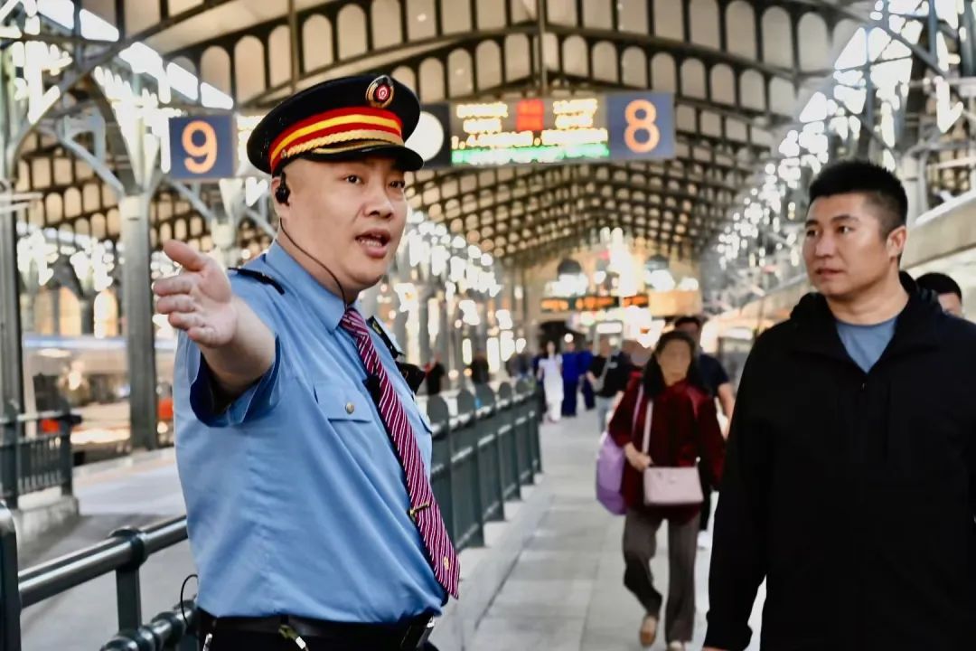 中秋小长假 哈尔滨铁路增开51对列车服务旅客出行