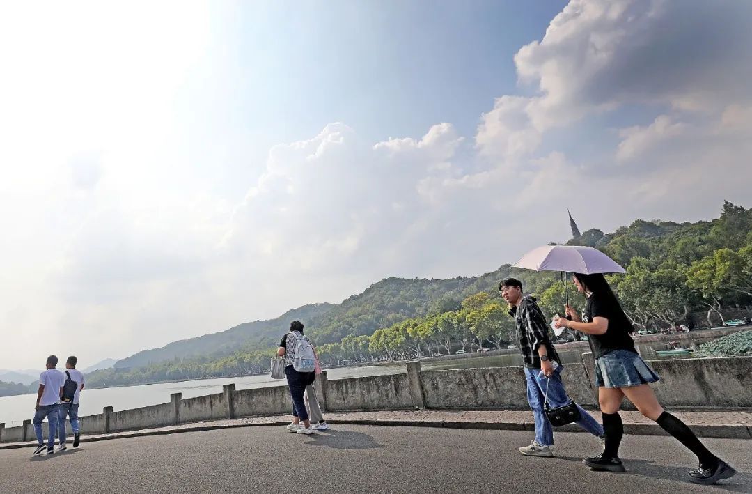 “摩羯”刚走，“贝碧嘉”又来了？