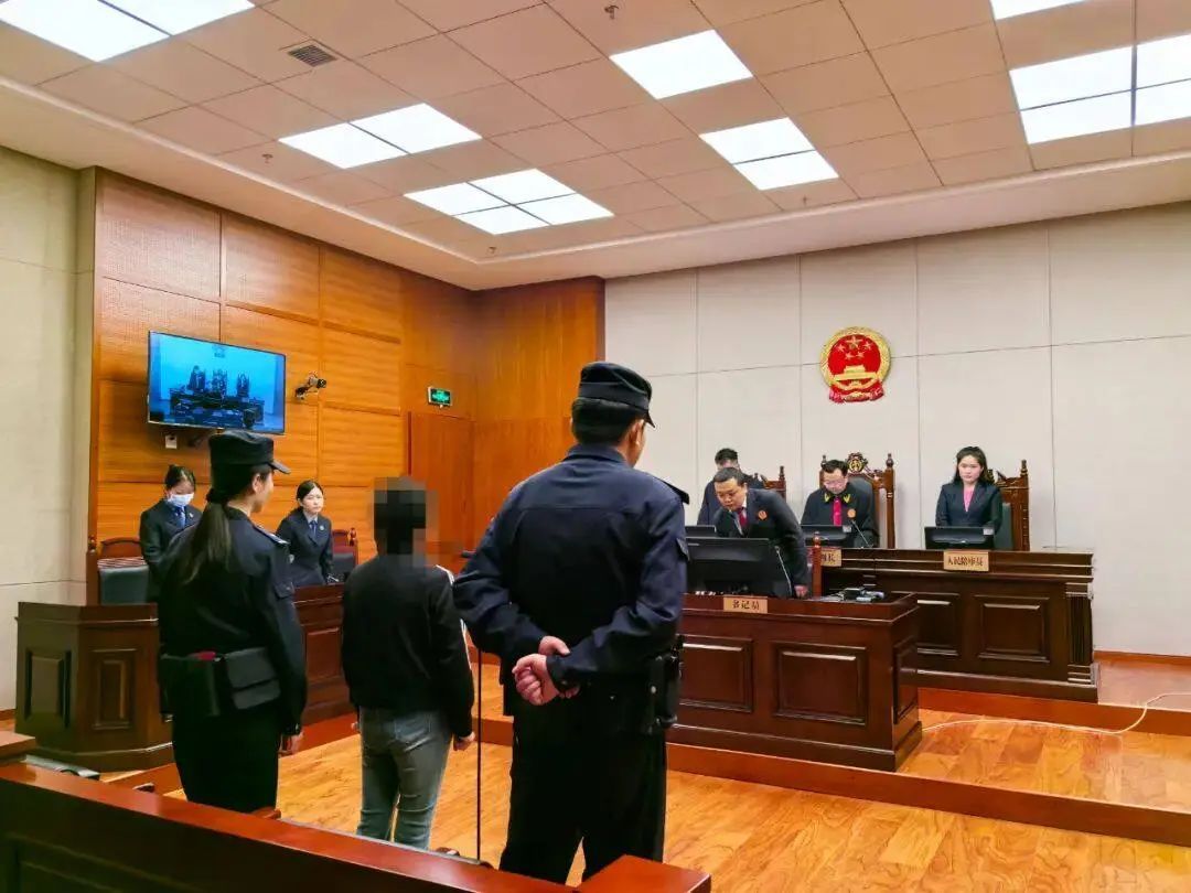 教育方式不当！西宁一妈妈体罚殴打孩子被判刑