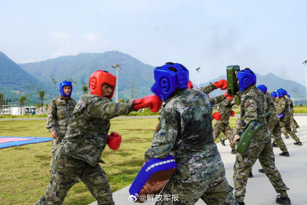 酷！搏击教育员集训现场火力“拳”开