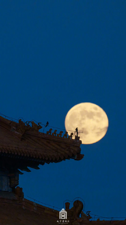 收藏！故宫月亮壁纸上新