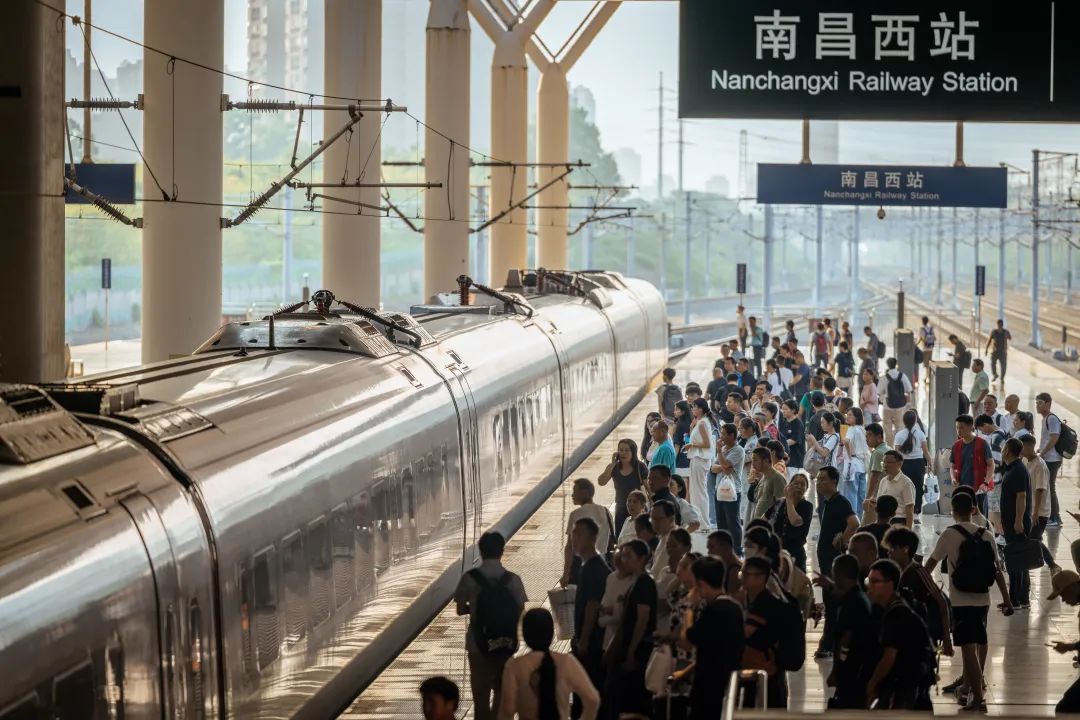 龙龙高铁梅龙段今日开通！南铁中秋加开385趟列车，涉及福建多个车次