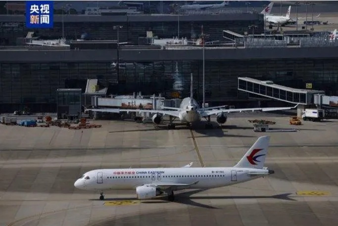 “贝碧嘉”开风眼了！上海浦东等四区升级预警，22时起8条高速封闭→