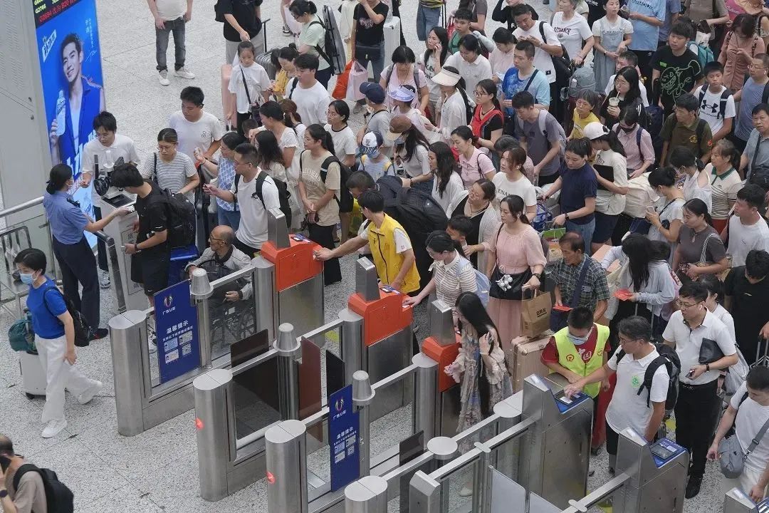 新规遇上中秋小长假 ，车票改签有变化！