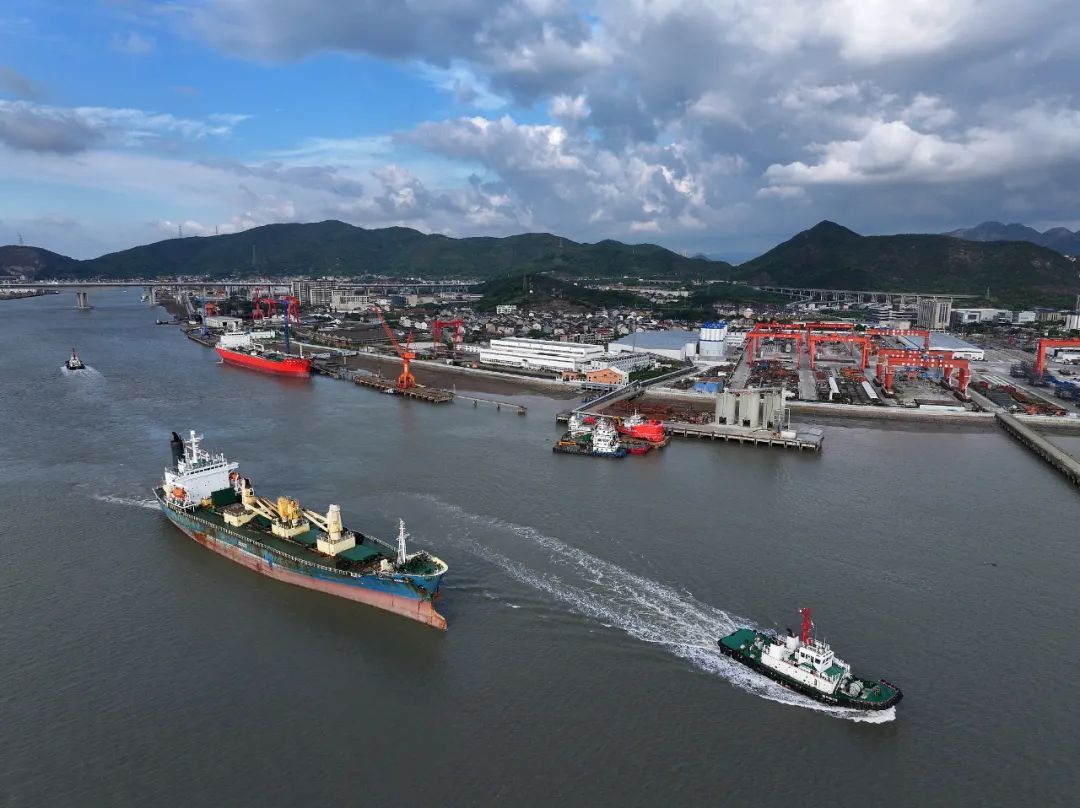 橙色预警!“贝碧嘉”将在江浙沿海登陆,多地有大到暴雨 橙色预警!“贝碧嘉”将在江浙沿海登陆,多地有大到暴雨
