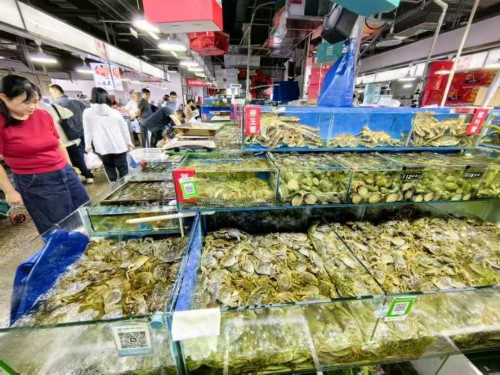 北京新发地市场供应充足迎中秋，预计节后蔬菜价格回落