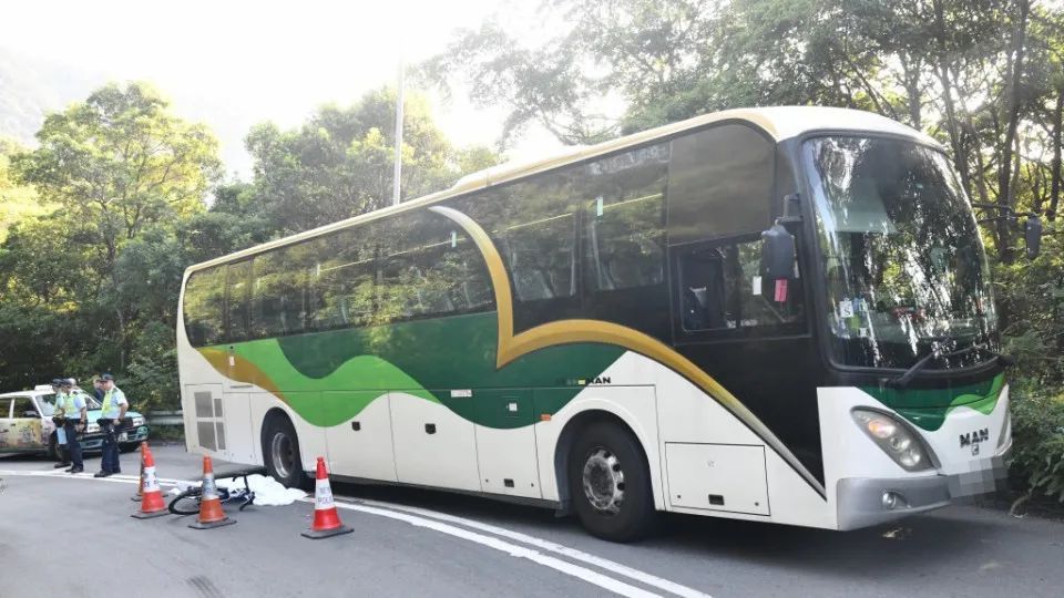 广东一女子在香港骑行遭遇车祸身亡!涉事司机已被捕 广东一女子在香港骑行遭遇车祸身亡!涉事司机已被捕