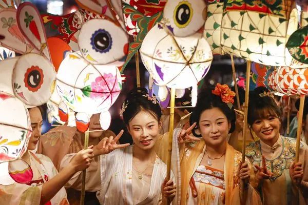 什么！这是灯？又被咱中华美学惊艳了！