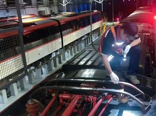 “贝碧嘉”成为75年来登陆上海最强台风！下午进入江苏！严阵以待，守护平安！