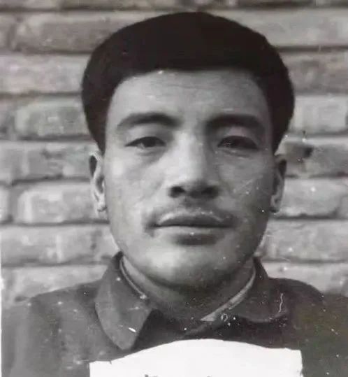 涉32年前重大盗窃牲畜案!内蒙古一男子被悬赏通缉:提供线索奖5万,发现尸体奖3万 涉32年前重大盗窃牲畜案!内蒙古一男子被悬赏通缉:提供线索奖5万,发现尸体奖3万