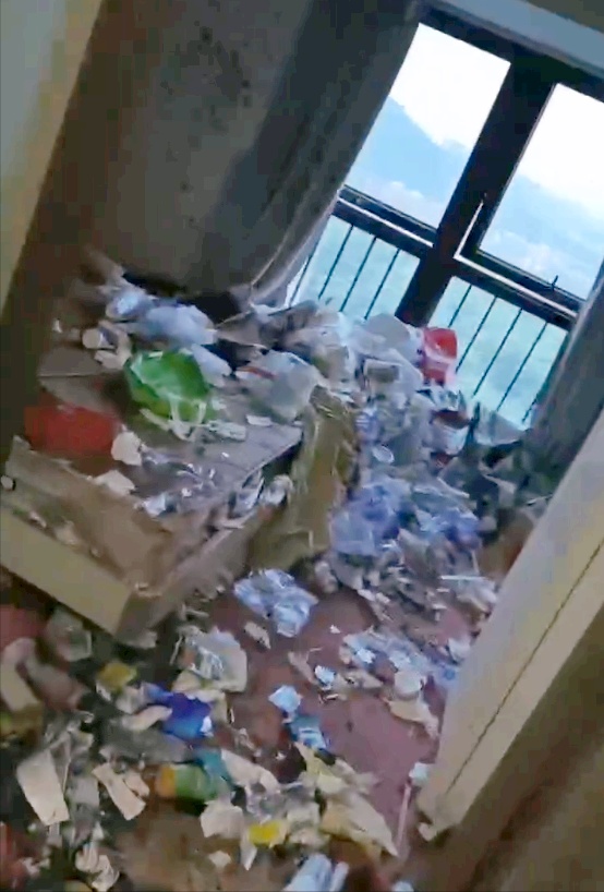 女租客退房后失联,房东打开房门瞬间崩溃! 女租客退房后失联,房东打开房门瞬间崩溃!