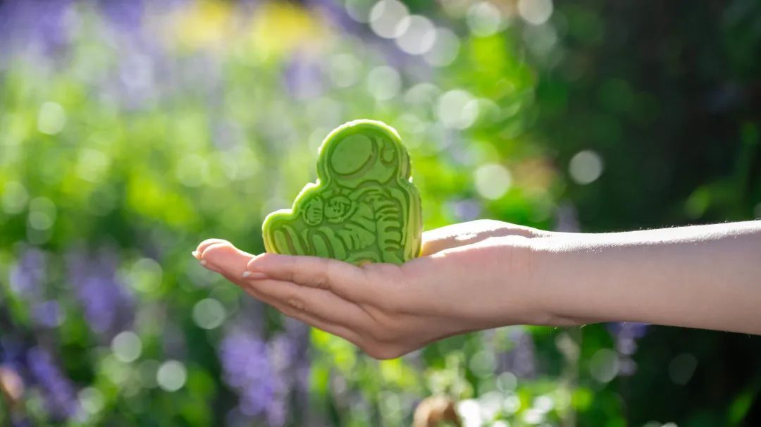 大学专属月饼来了！“我不挑，真不挑，一个味来一个就行！”