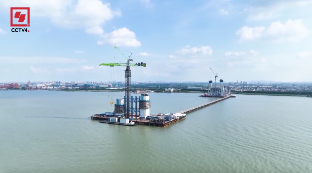 记者手记:“搭积木” “挖深井” 最大跨度悬索桥是这样建起来的! 记者手记:“搭积木” “挖深井” 最大跨度悬索桥是这样建起来的!