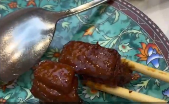 餐馆吃出“鸡皮排骨”？抚顺市监局通报