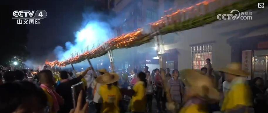 各地特色传统民俗庆中秋：人月两团圆 家国共安康