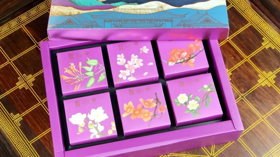 大学专属月饼来了！“我不挑，真不挑，一个味来一个就行！”