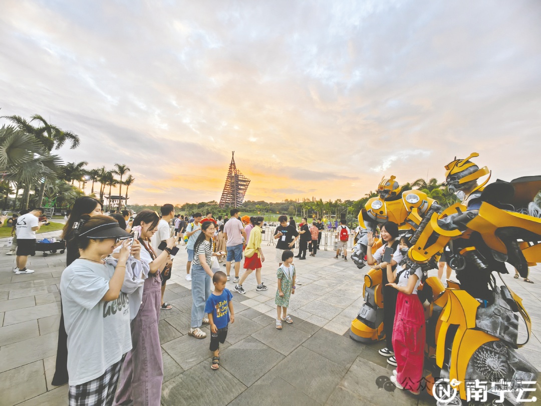 210.81万人次 ！南宁，太火了！