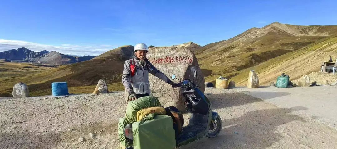 40天5000公里 !大爷骑着“小电驴”去拉萨 40天5000公里 !大爷骑着“小电驴”去拉萨