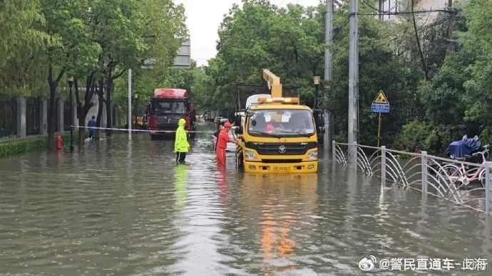 三天内两个台风登陆！暴雨袭击上海：雨量破纪录 多地启动“六停”