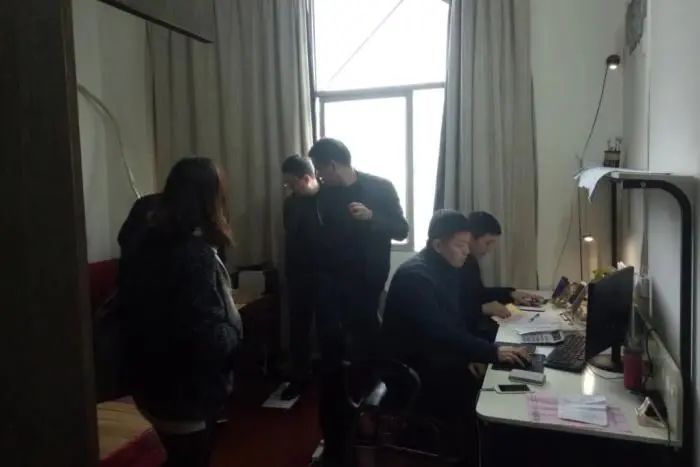 迷途知返!涉案2.85亿,2名逃犯被劝投 迷途知返!涉案2.85亿,2名逃犯被劝投