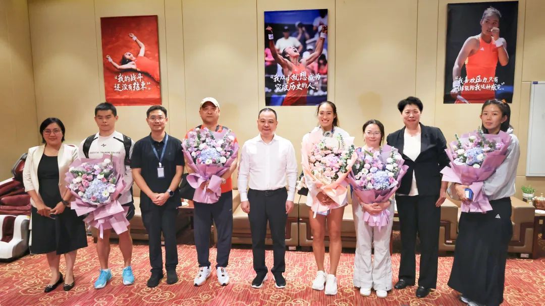 郑钦文回武汉了！