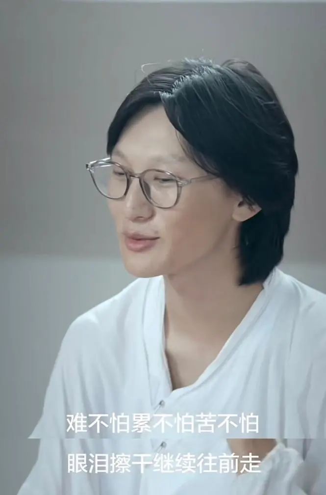 各地都在办“村晚”,这位00后“帅气男大”申请出战了,了解后才知道不得了...... 各地都在办“村晚”,这位00后“帅气男大”申请出战了,了解后才知道不得了......