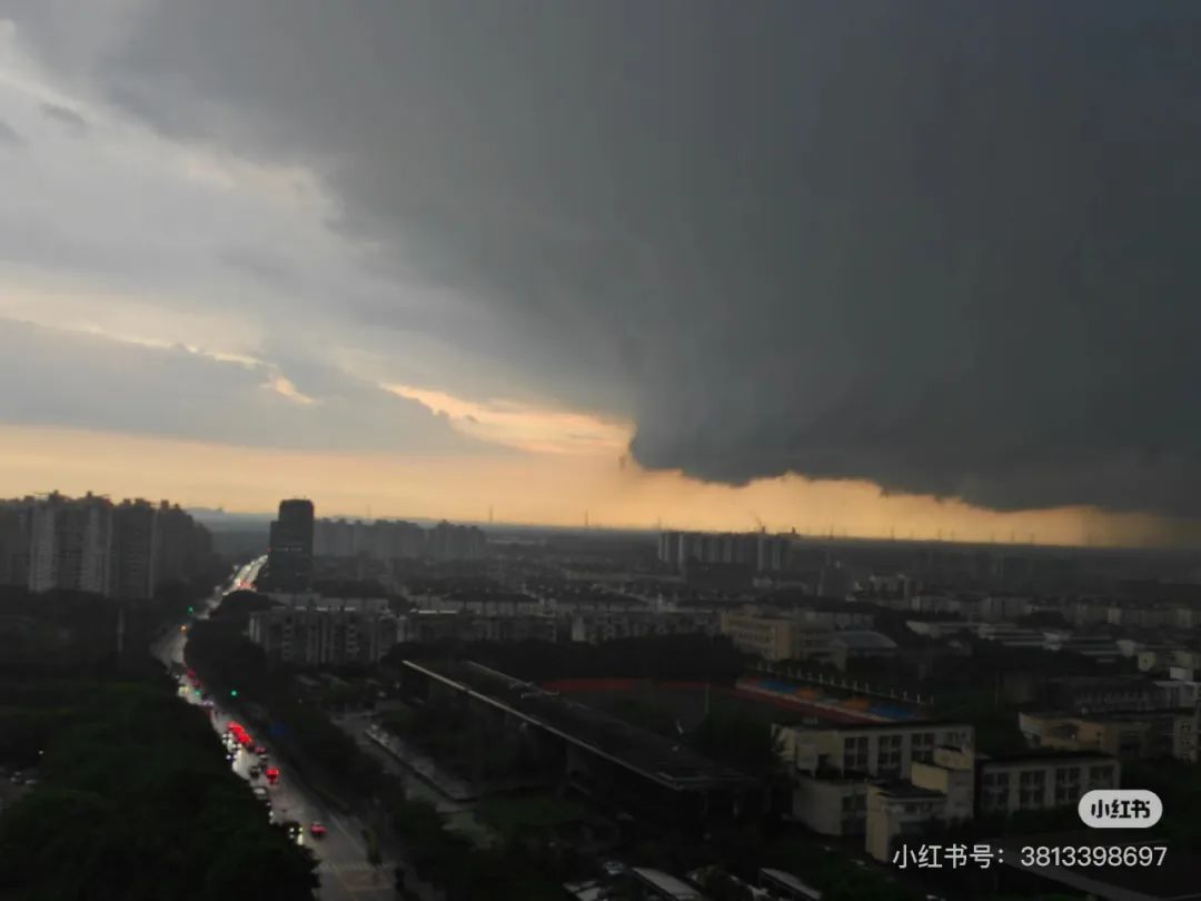 上海青浦出现龙卷风？市气象局证实：本市上空存在出现龙卷的潜势条件