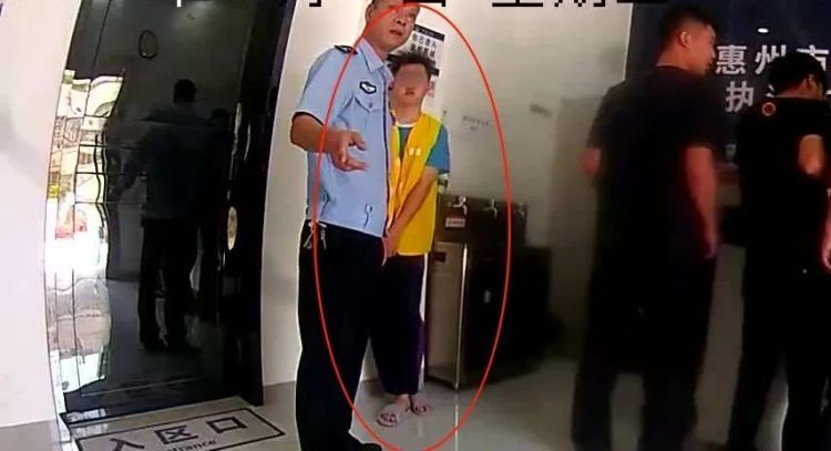 网上交友需谨慎，你的“女神”，被抓了！