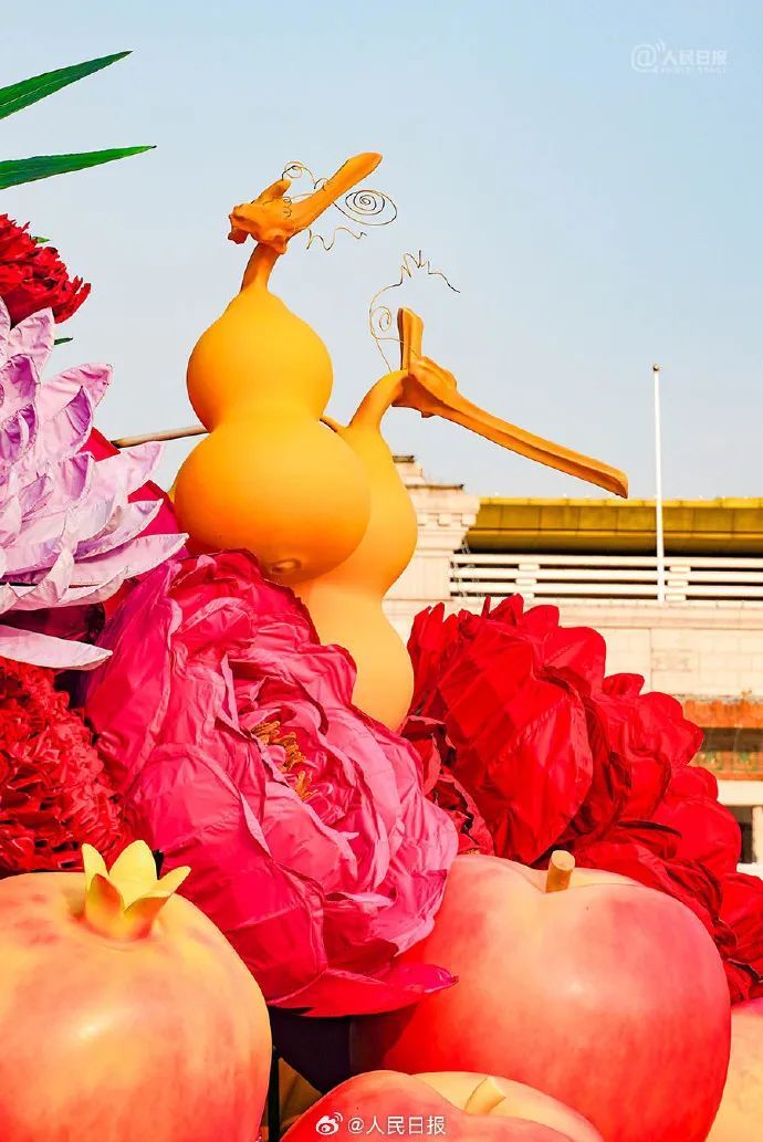 还有3天完工亮相！天安门广场大花篮抢先看→