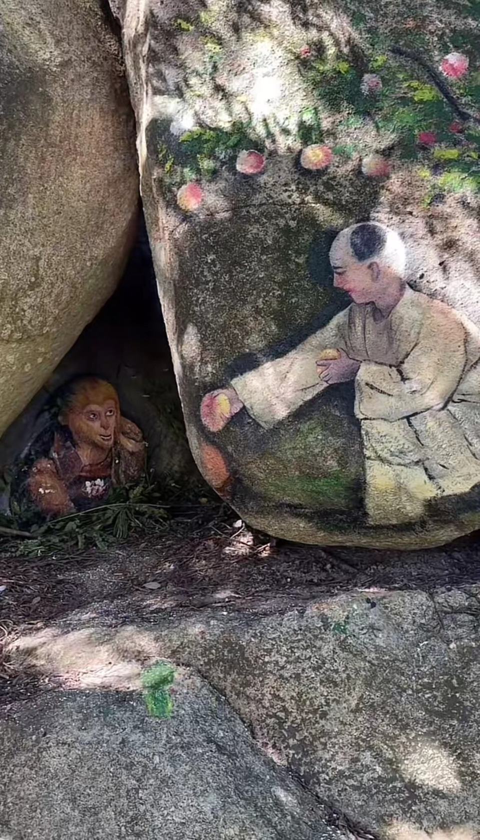 栩栩如生！广东小伙将西游人物画在家乡石山上：想为家乡做点事