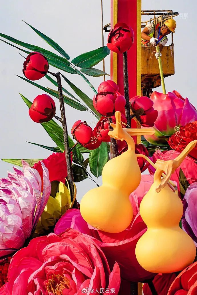 还有3天完工亮相！天安门广场大花篮抢先看→