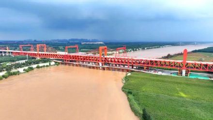 时速350公里!这条铁路跨黄河 时速350公里!这条铁路跨黄河