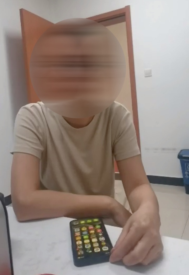 女子“一言不合”下单600余克黄金!金店柜员迅速报警…… 女子“一言不合”下单600余克黄金!金店柜员迅速报警……