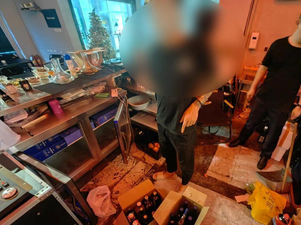 警惕“交友”陷阱!“酒托”式诈骗团伙16名成员全员落网 警惕“交友”陷阱!“酒托”式诈骗团伙16名成员全员落网