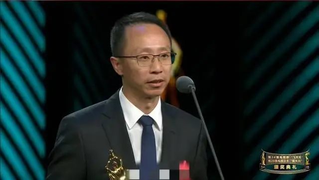 祝贺赵丽颖、雷佳音！