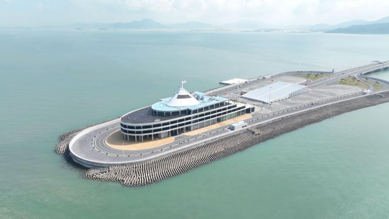 青春华章|“行走湾区 点赞中国”青年嘉宾采风团走进广东三个城市 青春华章|“行走湾区 点赞中国”青年嘉宾采风团走进广东三个城市