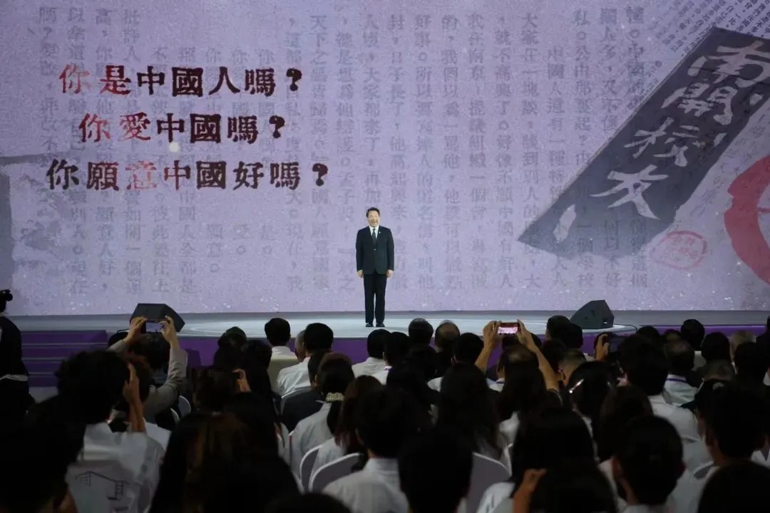 多位奥运冠军再次同框,全场笑了! 多位奥运冠军再次同框,全场笑了!