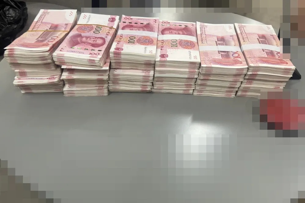 杭州女子提现30万元见网友！“我账户里还有130万元......”