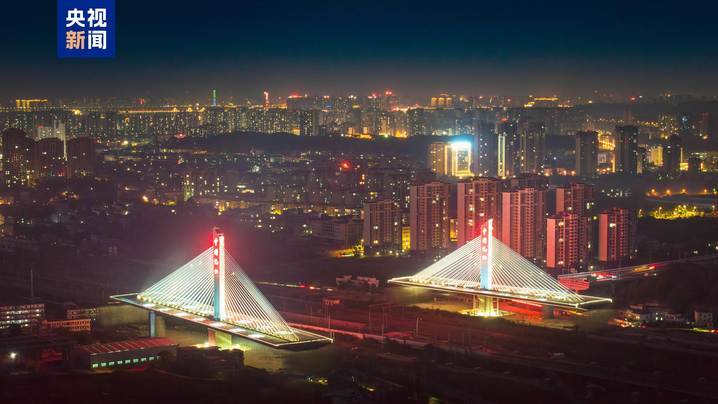 刷新纪录! 世界最大吨位非对称曲线斜拉桥成功完成转体 刷新纪录! 世界最大吨位非对称曲线斜拉桥成功完成转体