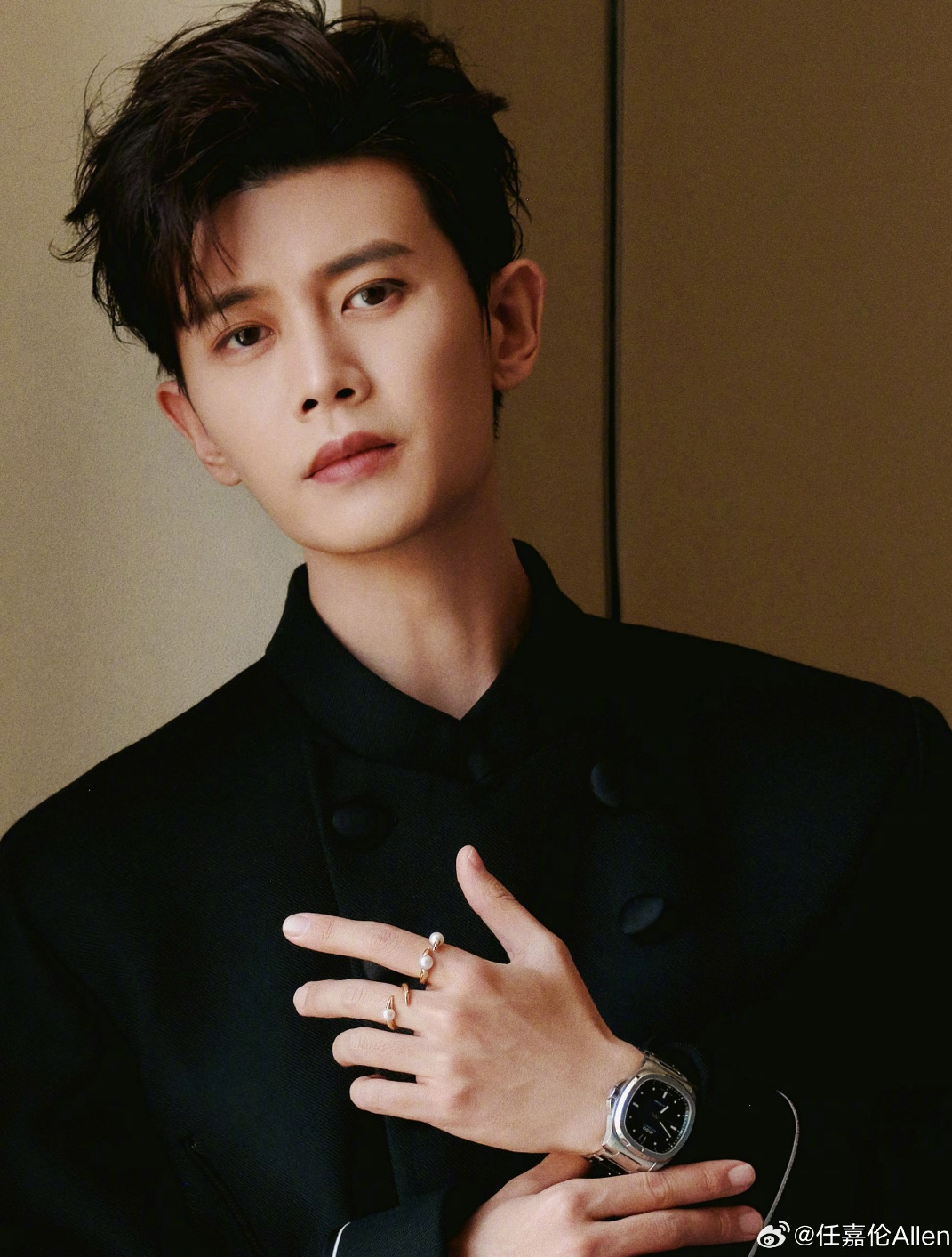 造谣演员任嘉伦离婚、婚内出轨女模特，多名网友被判道歉！任嘉伦工作室发声