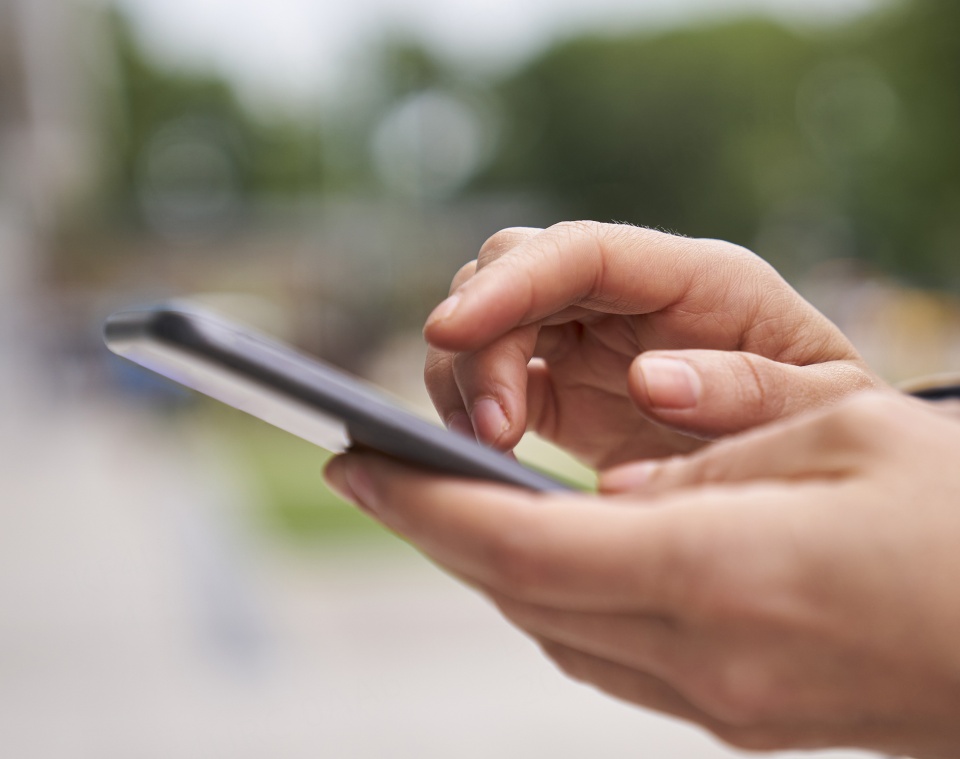 找工作,挺急的!80后宝妈用手语打了这个电话…… 找工作,挺急的!80后宝妈用手语打了这个电话……