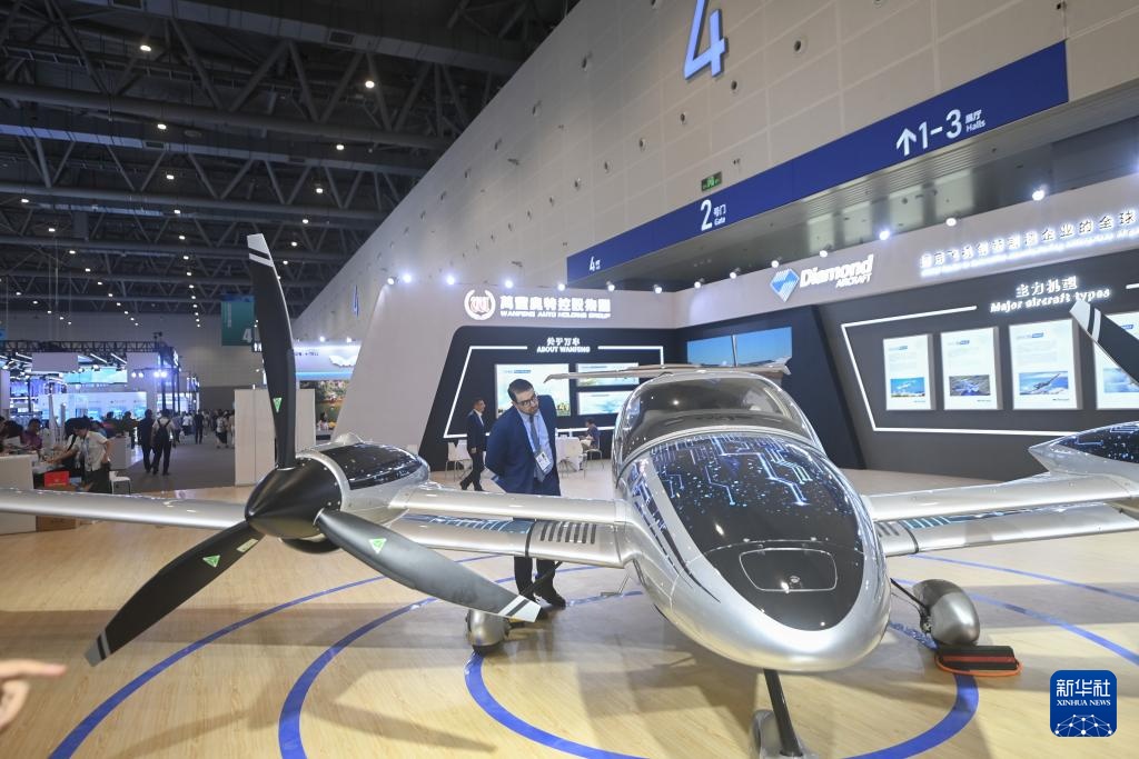 图阅数贸会人气“打卡点”