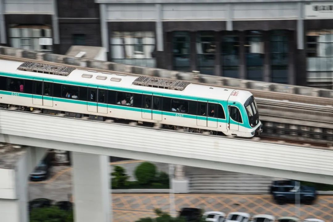 深圳地铁延长运营！