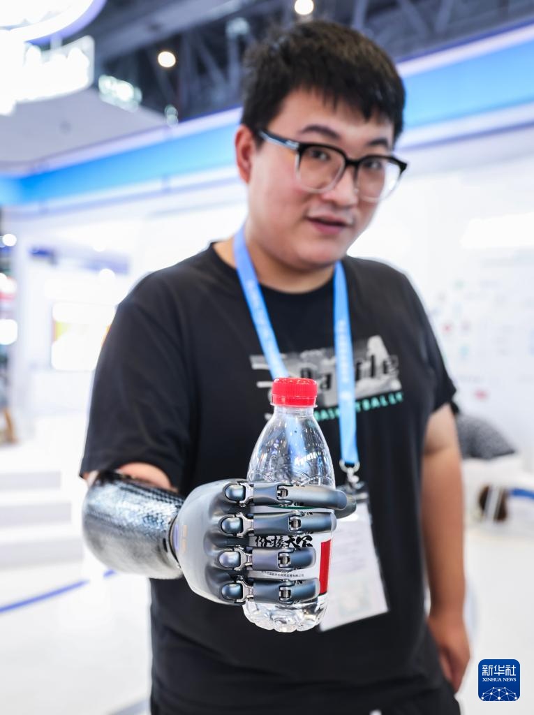 图阅数贸会人气“打卡点”