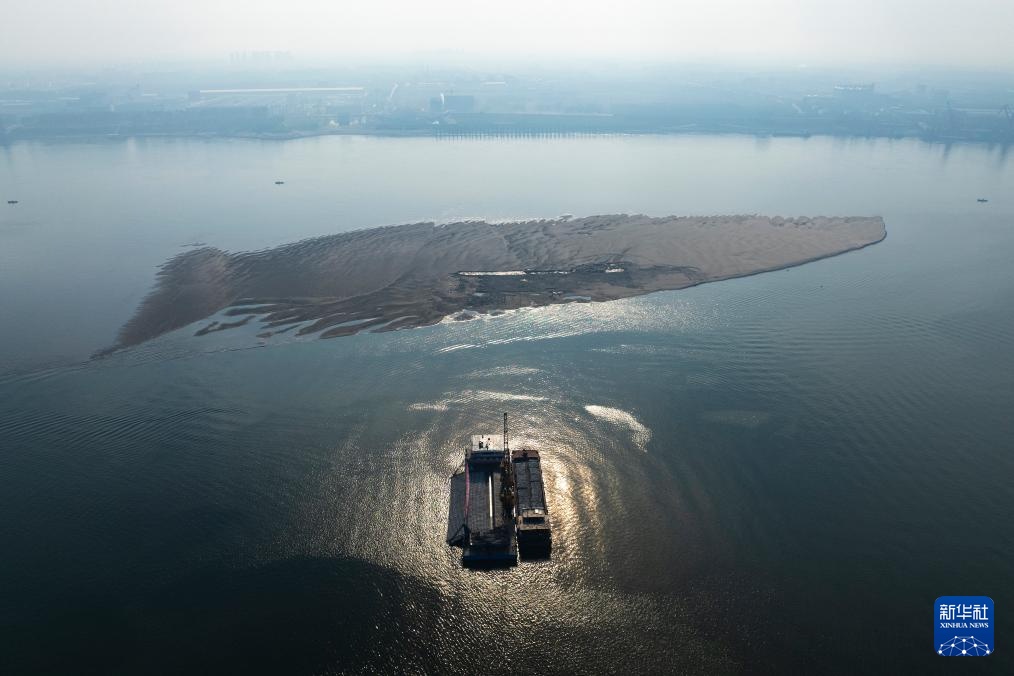 长江中游荆江河段航道整治二期工程全面开工 长江中游荆江河段航道整治二期工程全面开工