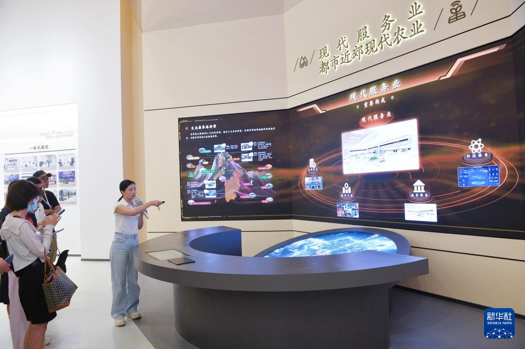 高质量发展调研行丨川渝高竹新区加速发展 助力成渝双城经济圈建设 高质量发展调研行丨川渝高竹新区加速发展 助力成渝双城经济圈建设