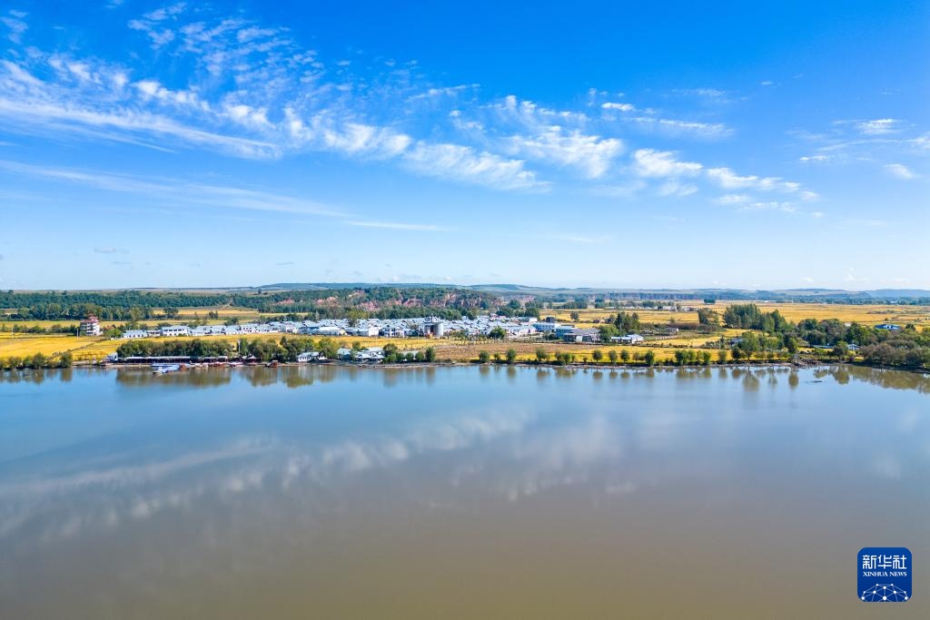 文化中国行&middot;传统村落人文影像志｜黑龙江上官地村——一个建在火山岩上的“稻田村”