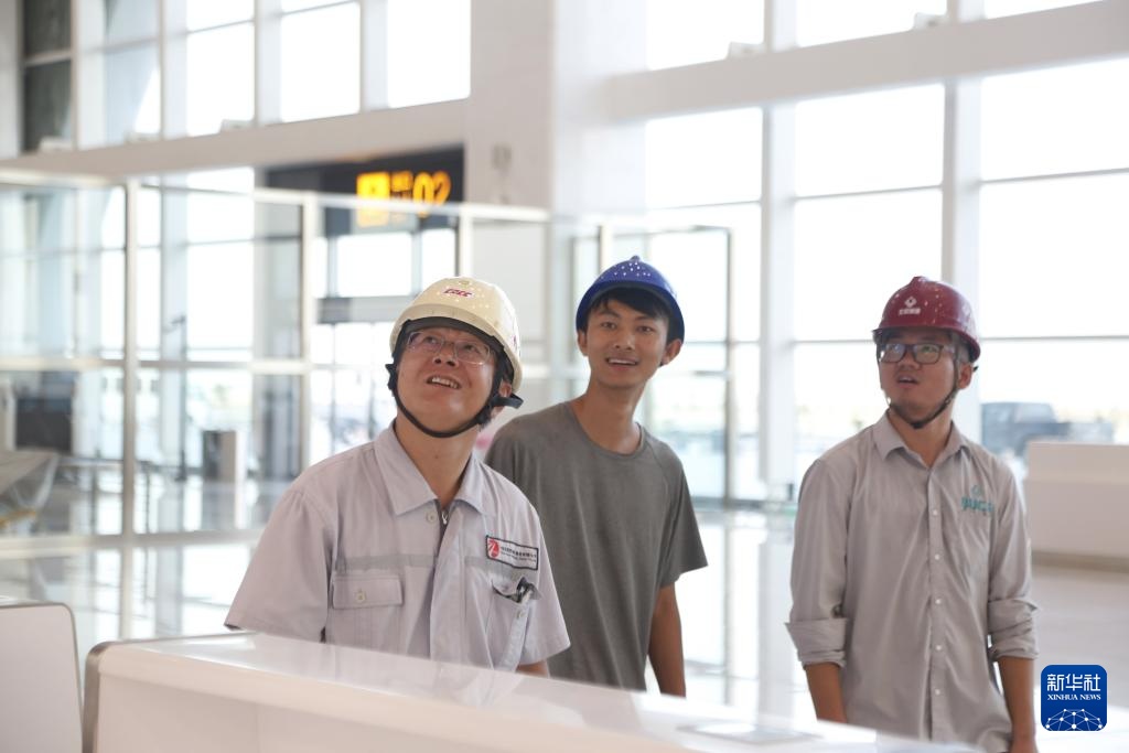 巴基斯坦新机场项目上的中国建设者